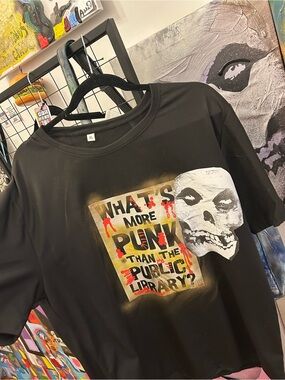 Black Graphic Punk Skull MISFITS T‑Shirt hand printed hand painted